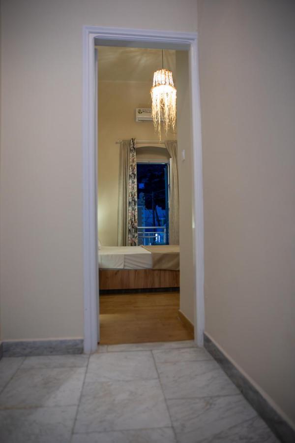 Artemis Suite Agia Marina  Exterior photo